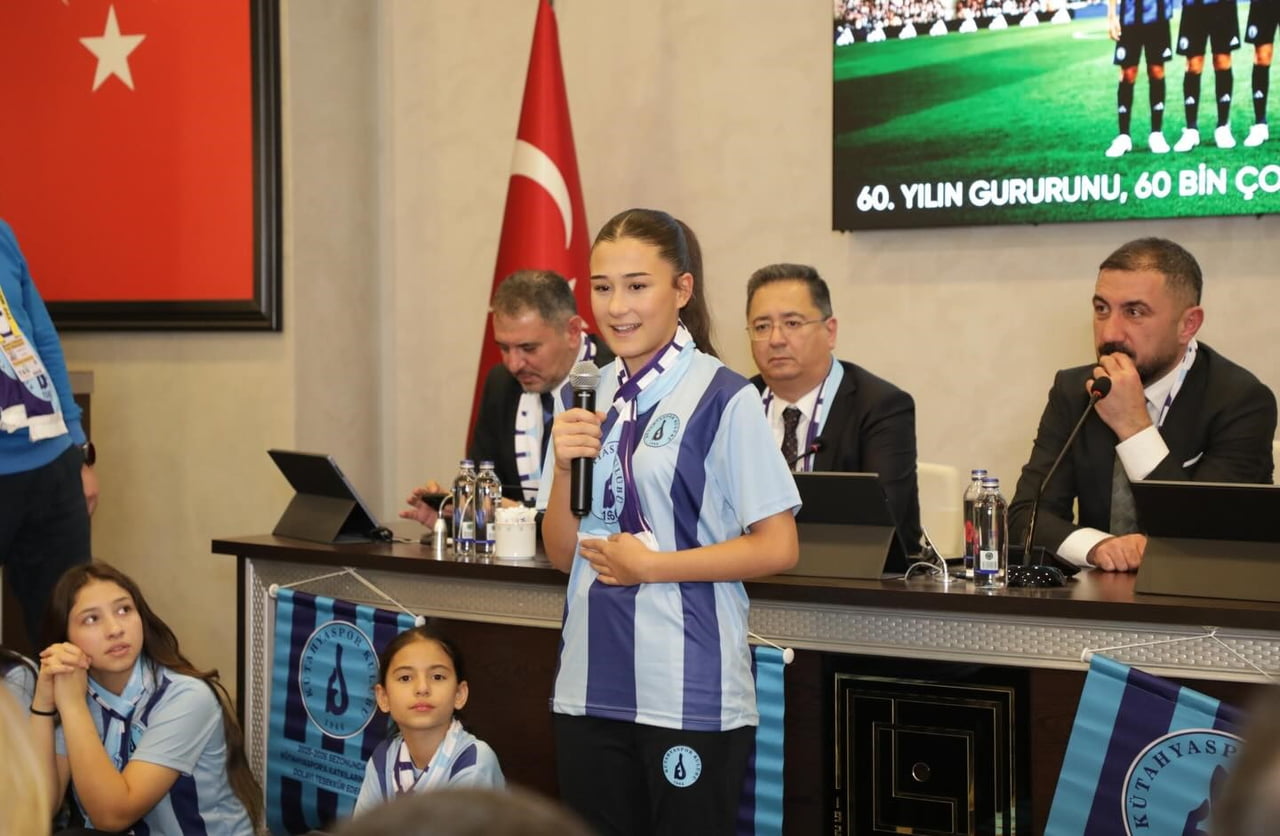 KÜTAHYASPOR’UN 60. KURULUŞ YILI DOLAYISIYLA DÜZENLENEN LANSMAN TOPLANTISI, KÜTAHYA TİCARET VE...