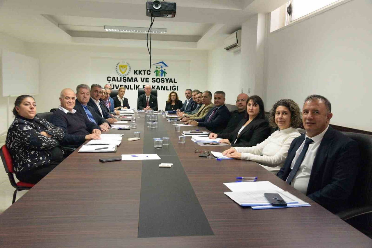 LEFKOŞA (İHA) - KUZEY KIBRIS TÜRK CUMHURİYETİ’NDE (KKTC) ASGARİ ÜCRET TESPİT KOMİSYONU’NUN 2026...