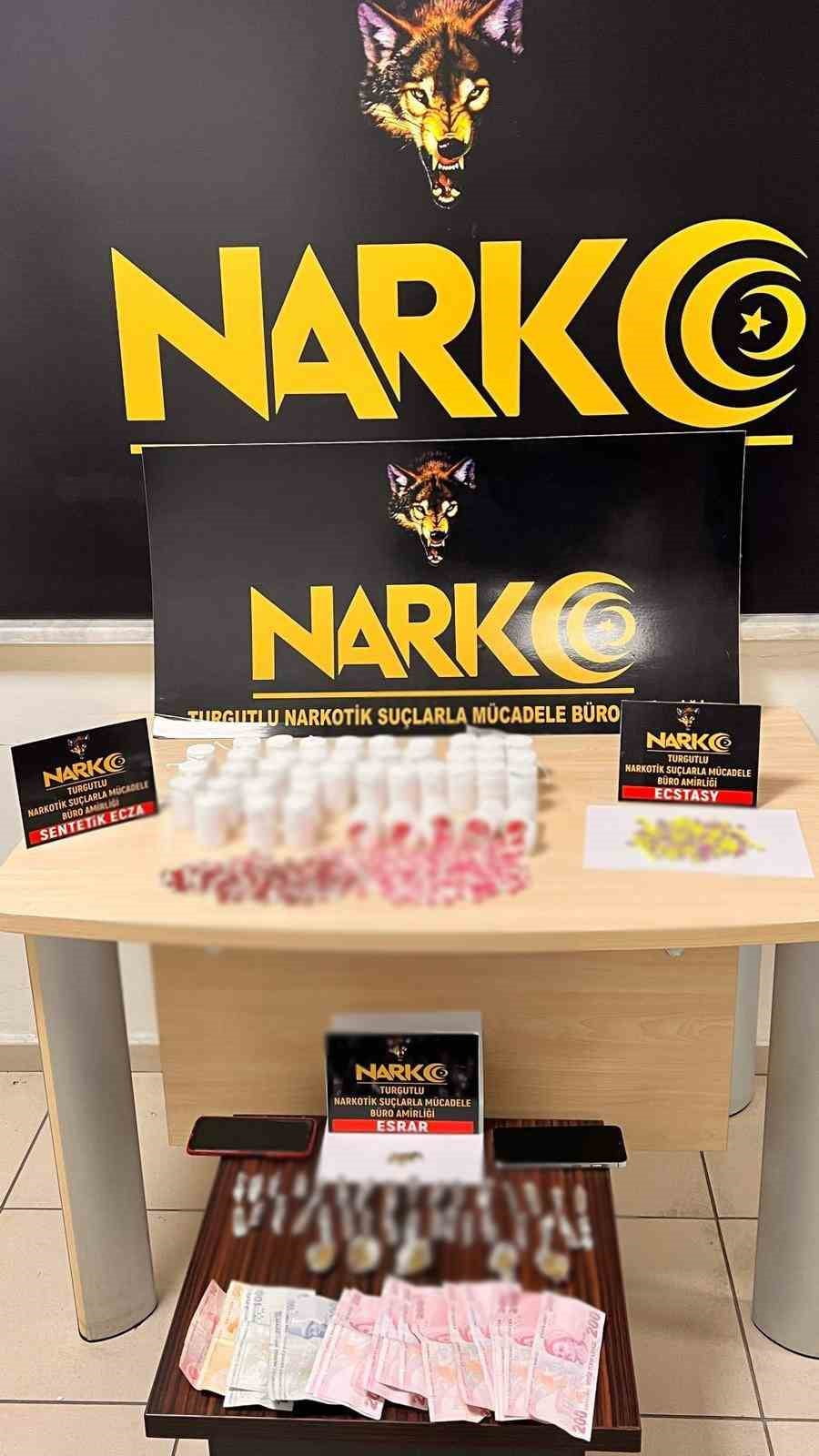 MANİSA'NIN SALİHLİ, SOMA VE TURGUTLU İLÇELERİNDE NARKOTİK EKİPLERİNİN SOKAK ÇALIŞMALARINDA ÇOK...