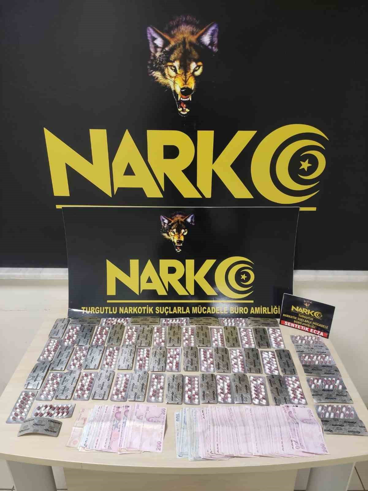 MANİSA'NIN TURGUTLU İLÇESİNDE TURGUTLU NARKOTİK SUÇLARLA MÜCADELE BÜRO AMİRLİĞİ EKİPLERİNCE...