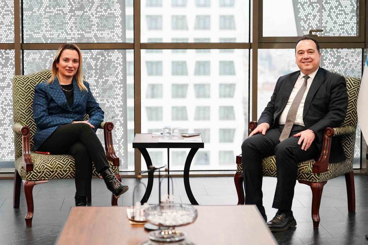 MANİSA BÜYÜKŞEHİR BELEDİYESİ, İHTİYAÇ SAHİBİ EMEKLİLERİN ECZANELERDE ÖDEMEK ZORUNDA KALDIĞI İLAÇ...