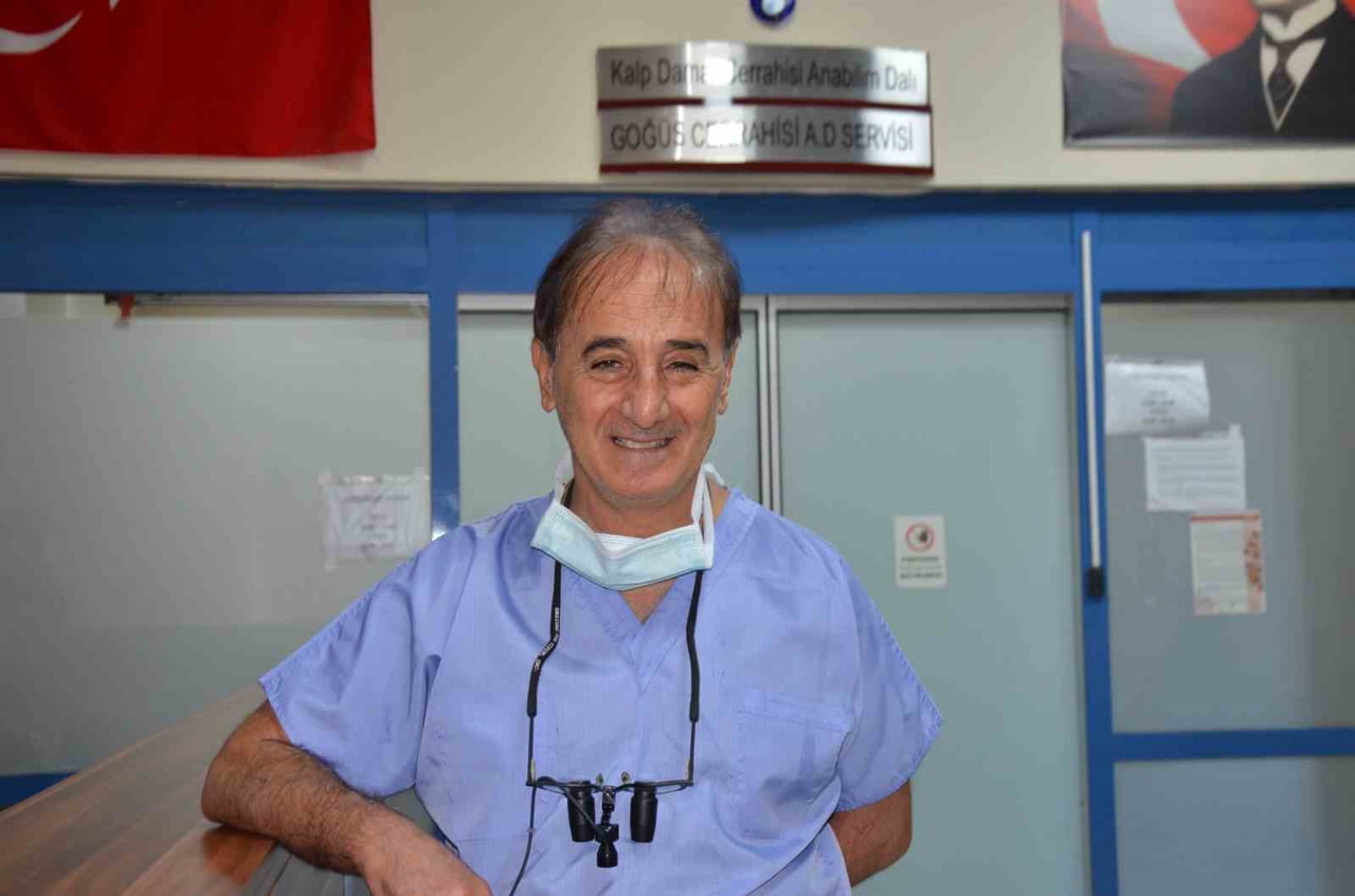 MANİSA CBÜ HAFSA SULTAN HASTANESİ KALP VE DAMAR CERRAHİSİ ANABİLİM DALI BAŞKANI PROF. DR. ÖMER...