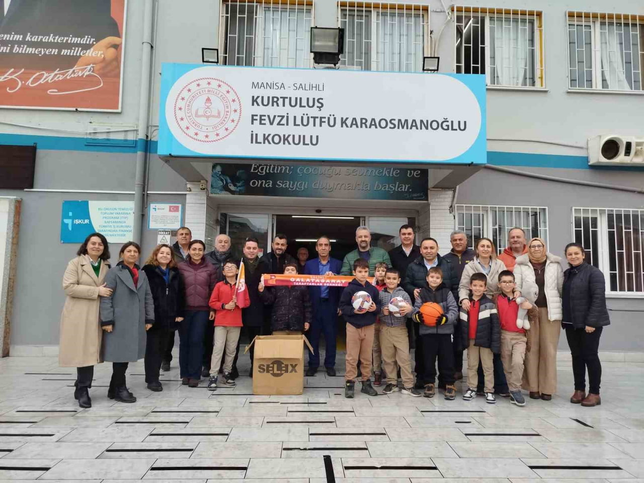 MANİSA’NIN SALİHLİ İLÇESİNDE FAALİYET GÖSTEREN GALATASARAY TARAFTARLAR DERNEĞİ, EĞİTİME VERDİĞİ...