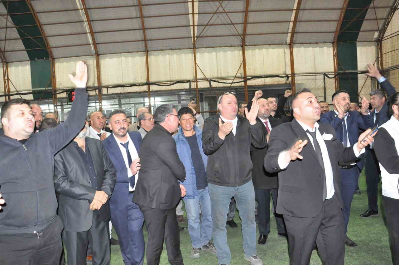 MANİSA’NIN SALİHLİ İLÇESİNDEKİ MADENİ EŞYA SANATKARLARI ESNAF ODASI'NDA MEVCUT BAŞKAN YÜKSEL...