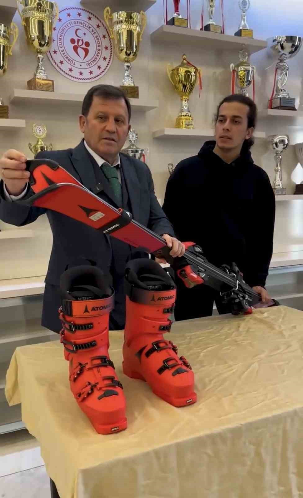 MARİBOR 2025 PARA ALP DİSİPLİNİ DÜNYA KAYAK ŞAMPİYONASI’NDAN DERECEYLE DÖNEN HARUN MUT’A KAYSERİ...