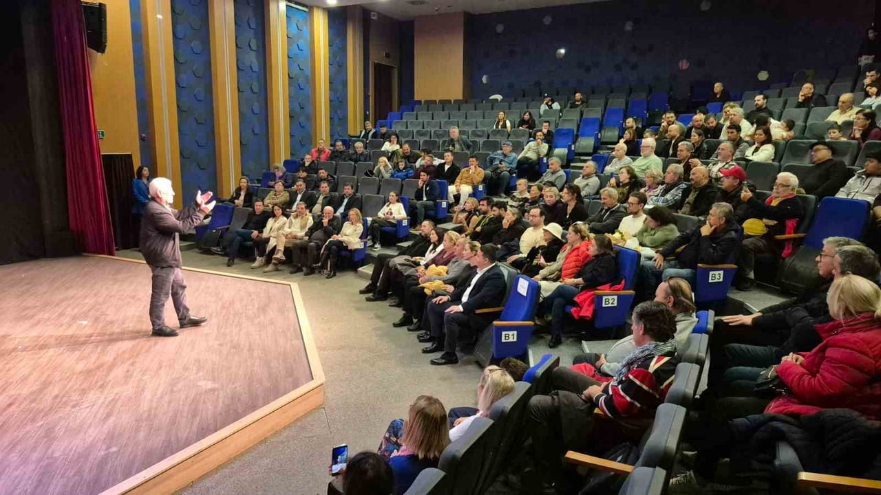 MAVİ'NİN İSİMSİZ KAHRAMANLARI GÖSTERİLDİ