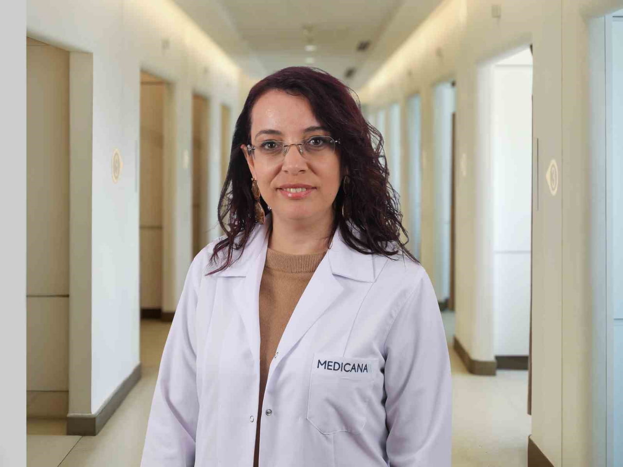 MEDİCANA INTERNATİONAL İZMİR HASTANESİ MEDİCAL ONKOLOJİ UZMANI DOÇ. DR. GÜLCAN BULUT