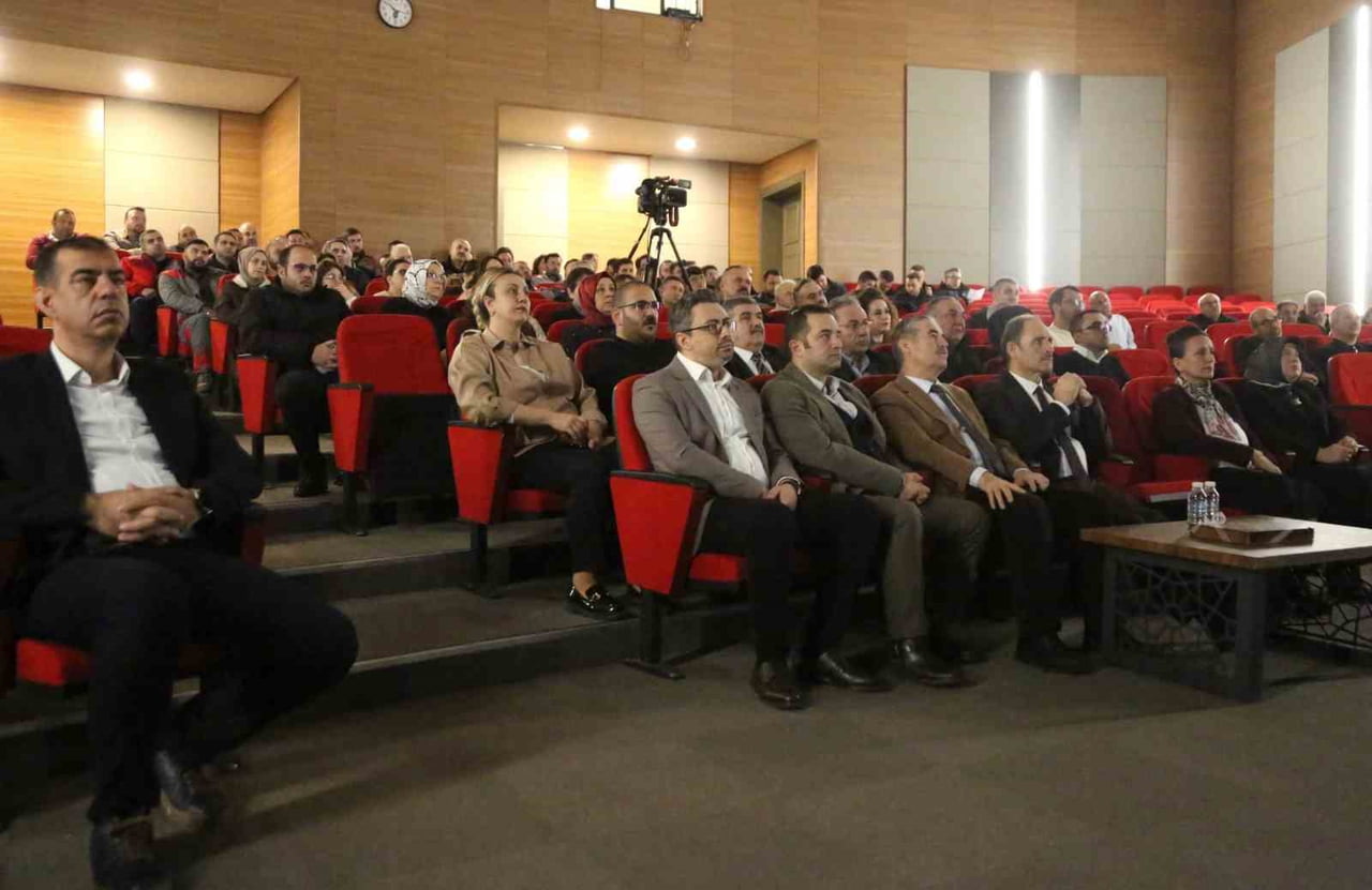 MELİKGAZİ BELEDİYESİ TARAFINDAN ÇANAKKALE KARA SAVAŞLARI ZAFERİ'NİN 110. YILDÖNÜMÜ DOLAYISIYLA...