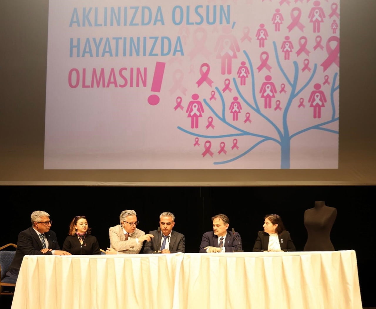 “MEME KANSERİNDE ERKEN TANI FARKINDALIK EĞİTİMLERİ” PROJESİNİN İKİNCİ EĞİTİMİ DİYARBAKIR’DA...