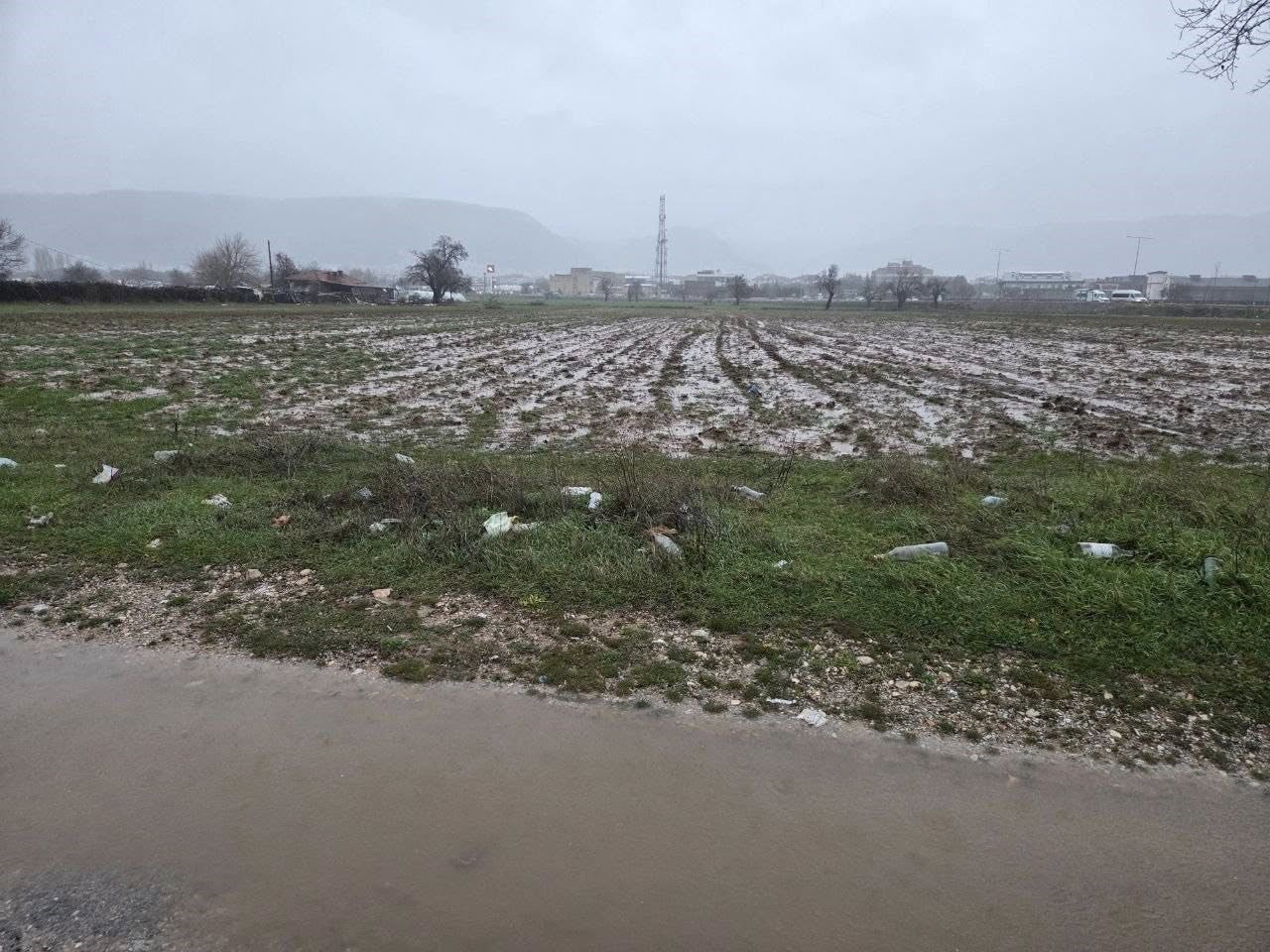 MENTEŞE’DE TARIM ARAZİLERİNE SIKI TAKİP EKİPLER SAHAYA İNDİ