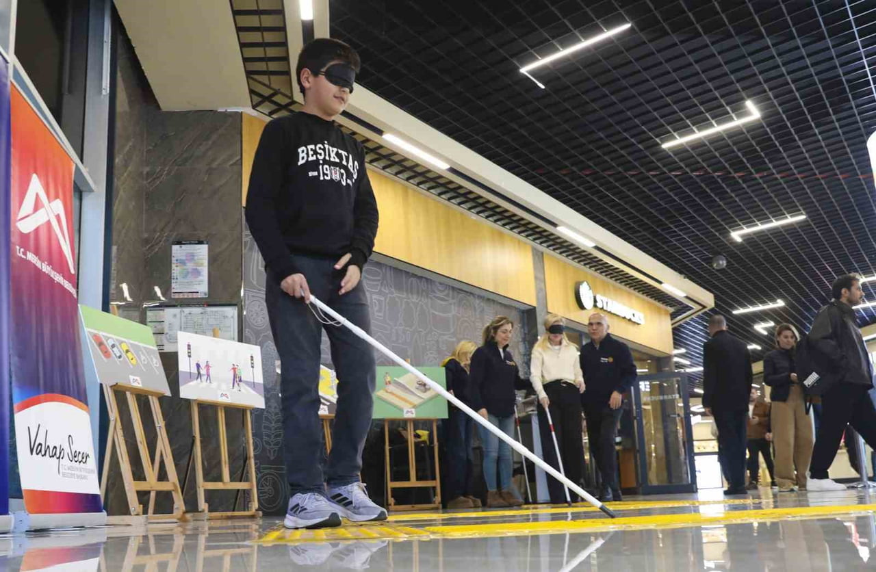 MERSİN BÜYÜKŞEHİR BELEDİYESİ, ‘7-14 OCAK BEYAZ BASTON GÖRME ENGELLİLER HAFTASI’ KAPSAMINDA...