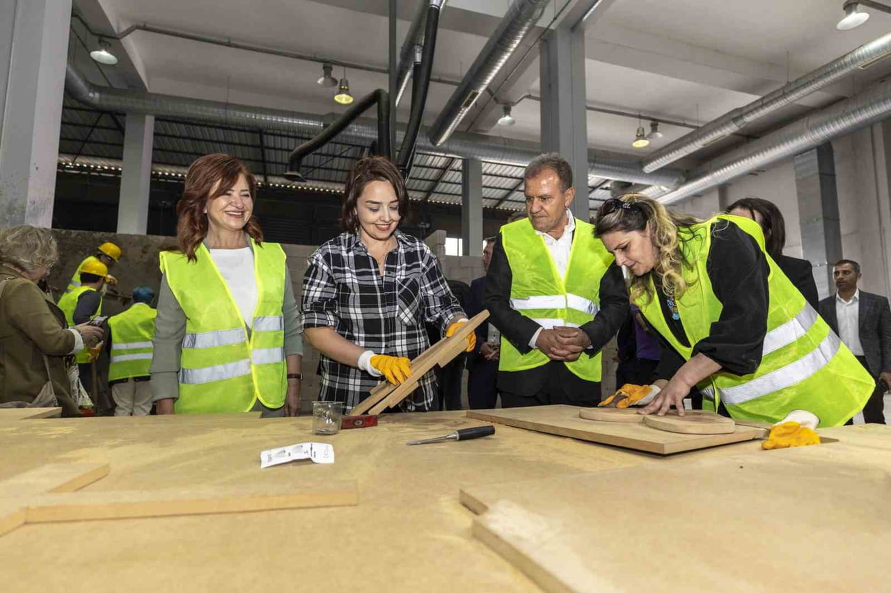 MERSİN BÜYÜKŞEHİR BELEDİYESİ BÜNYESİNDE FAALİYET GÖSTEREN SOSYAL POLİTİKALAR OFİSİ, SOSYAL...