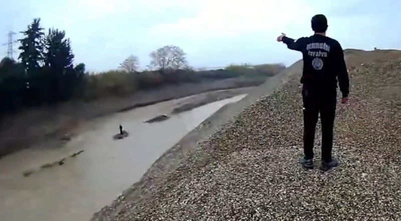 MERSİN’DE ETKİLİ OLAN SAĞANAK YAĞIŞIN ARDINDAN DELİÇAY’DAKİ AKAR SUDA MEYDANA GELEN KAZADA...