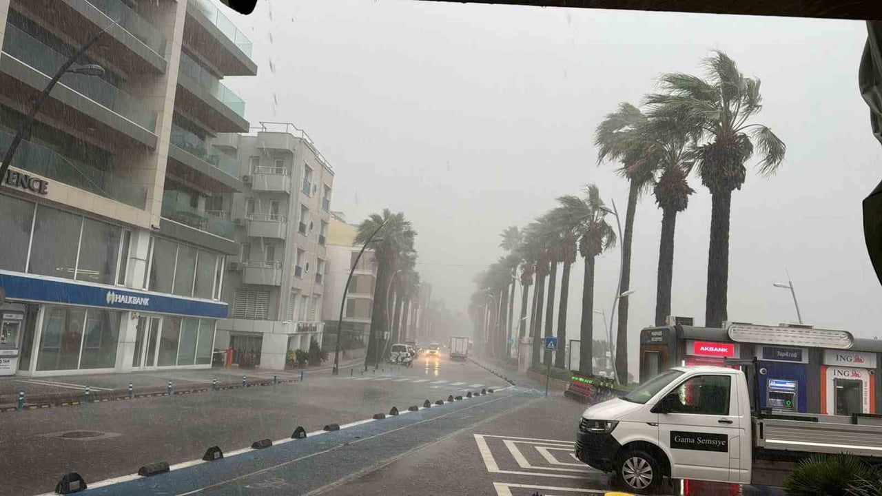 METEOROLOJİ 4. BÖLGE MÜDÜRLÜĞÜ BÖLGE TAHMİN VE UYARI MERKEZİNDEN YAPILAN UYARIDA, YARIN AKŞAM...