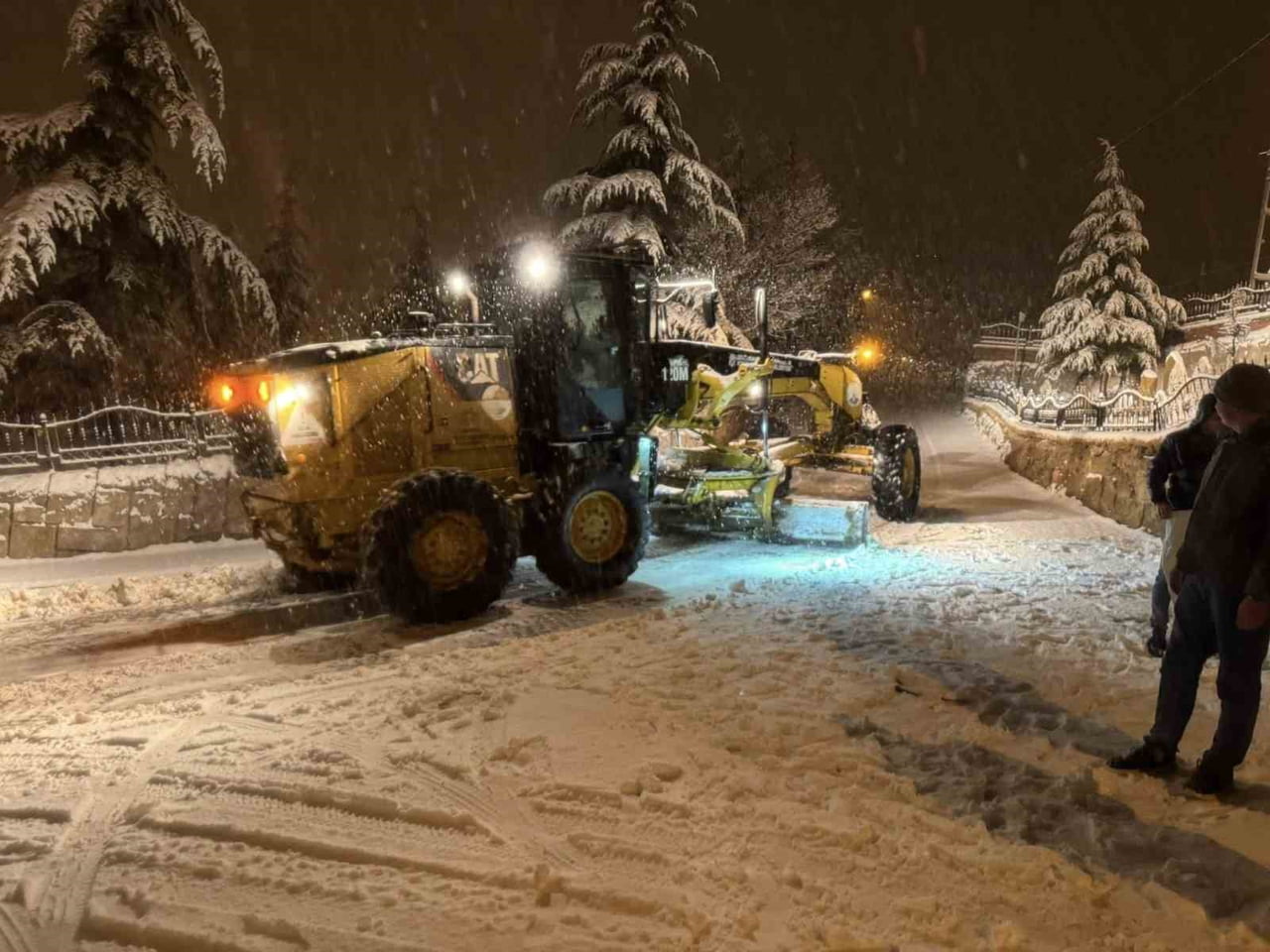 METEOROLOJİ’NİN GÜNLERDİR YAPTIĞI UYARILARIN ARDINDAN, KONYA GENELİNDE ETKİLİ OLAN YAĞIŞLI HAVA...