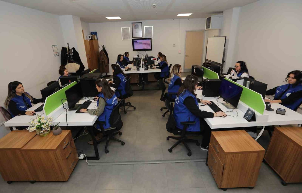 MUĞLA BÜYÜKŞEHİR 2025 YILINDA ÇAĞRI MERKEZİ TALEPLERİNİN YÜZDE 98’İNİ SONUÇLANDIRDI