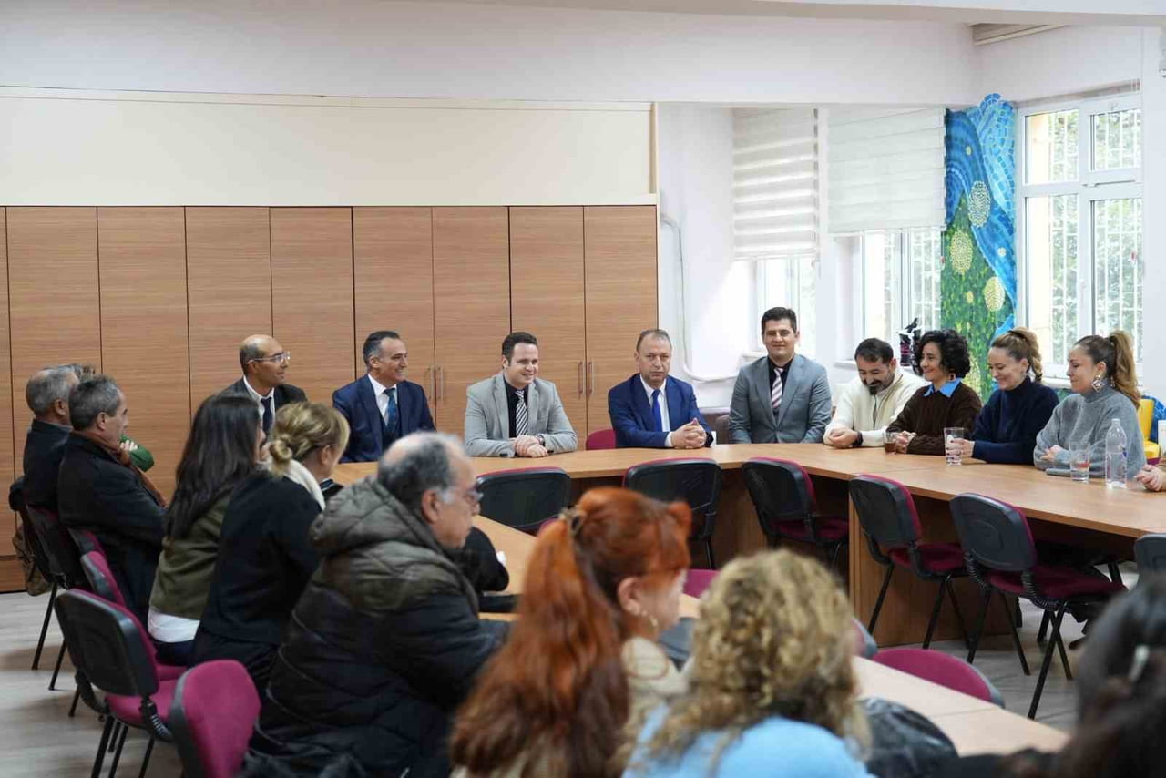 MUĞLA İL MİLLİ EĞİTİM MÜDÜRÜ EMRE ÇAY, OKUL ZİYARETLERİ KAPSAMINDA TURGUTREİS ANADOLU LİSESİ’Nİ...