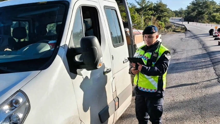 MUĞLA JANDARMASINDAN ARALIK AYINDA DEV OPERASYON BİLANÇOSU: 372 KİŞİ YAKALANDI