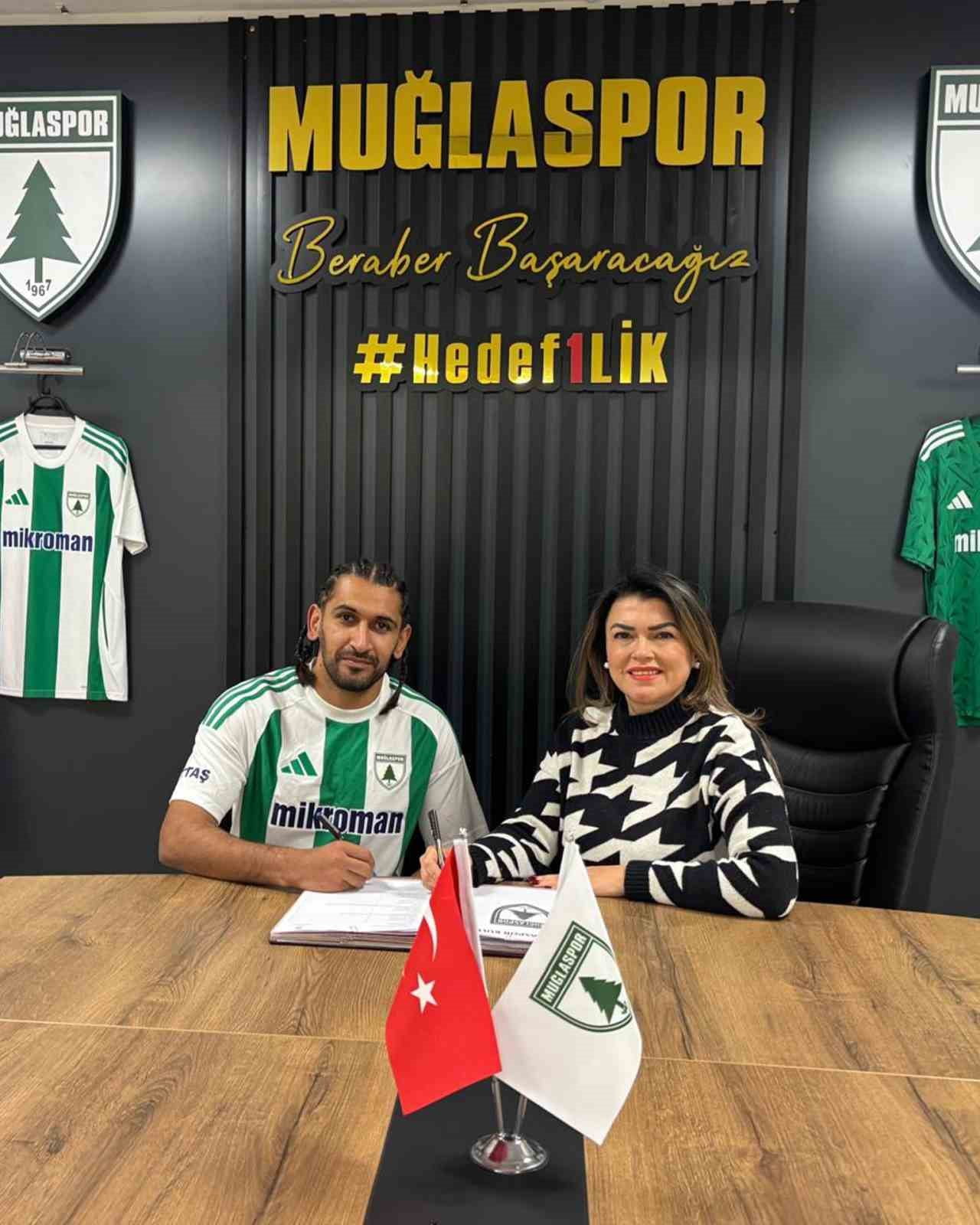 MUĞLASPOR GOLCÜ TRANSFERİNİ BİTİRDİ GÜLER İMZAYI ATTI