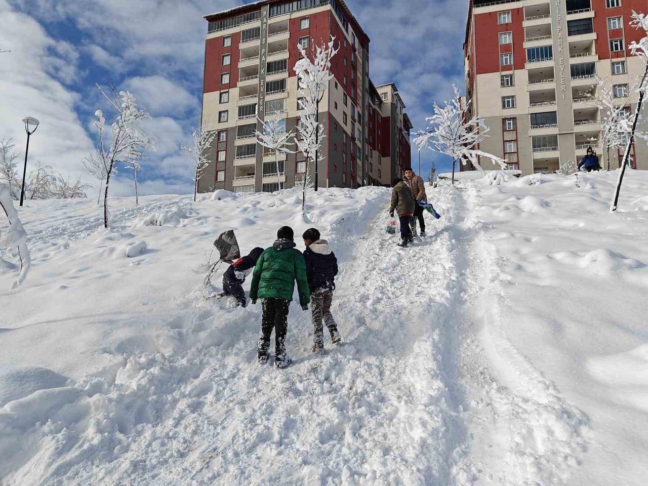 MUŞ GENELİNDE ETKİLİ OLMASI BEKLENEN YOĞUN KAR YAĞIŞI, BUZLANMA VE ÇIĞ RİSKİ NEDENİYLE 9 OCAK 2026...