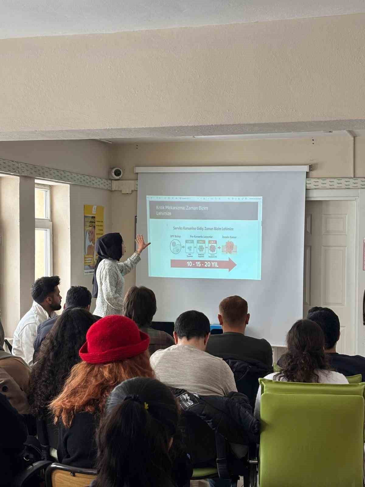 MUŞ’UN MALAZGİRT İLÇESİNDE 1-31 OCAK SERVİKS (RAHİM AĞZI) KANSERİ FARKINDALIK AYI KAPSAMINDA ERKEN...