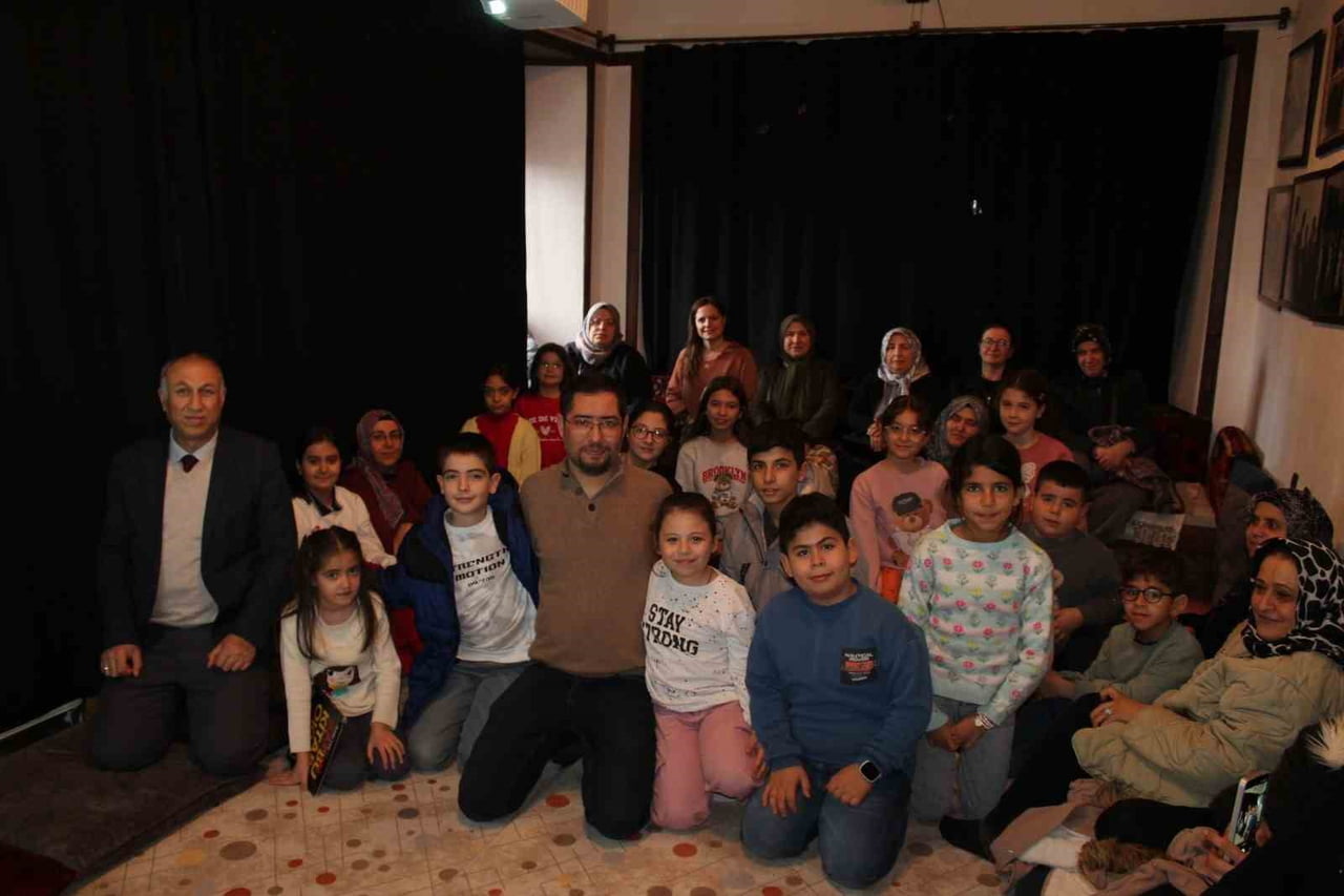 NİĞDE’NİN BOR İLÇESİNDE ARA TATİL DÖNEMİNDE ÖĞRENCİ VE EBEVEYNLERE YÖNELİK EĞİTİCİ VE EĞLENDİRİCİ...