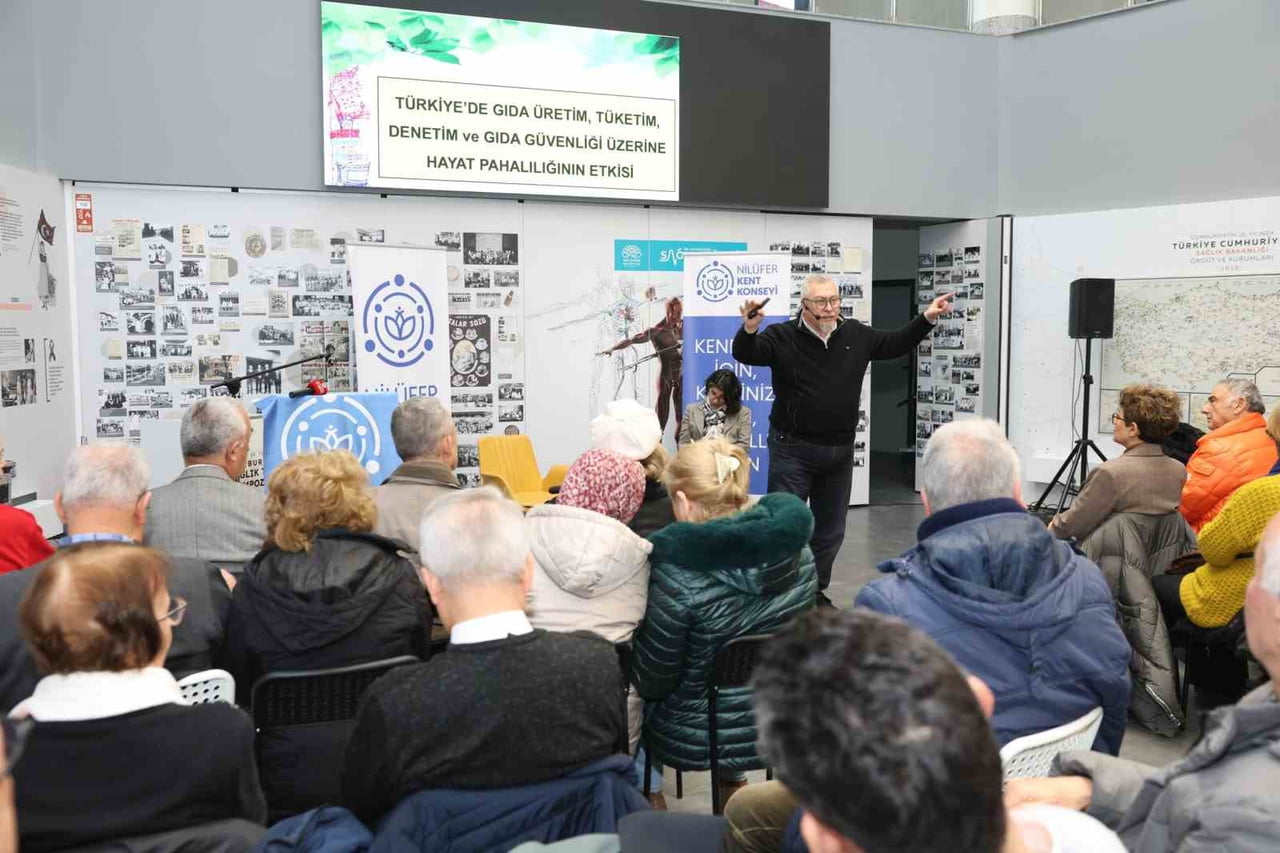 NİLÜFER’DE DÜZENLENEN PANELDE, ARTAN HAYAT MALİYETLERİNİN HALK SAĞLIĞI ÜZERİNDEKİ ETKİLERİ VE GIDA...