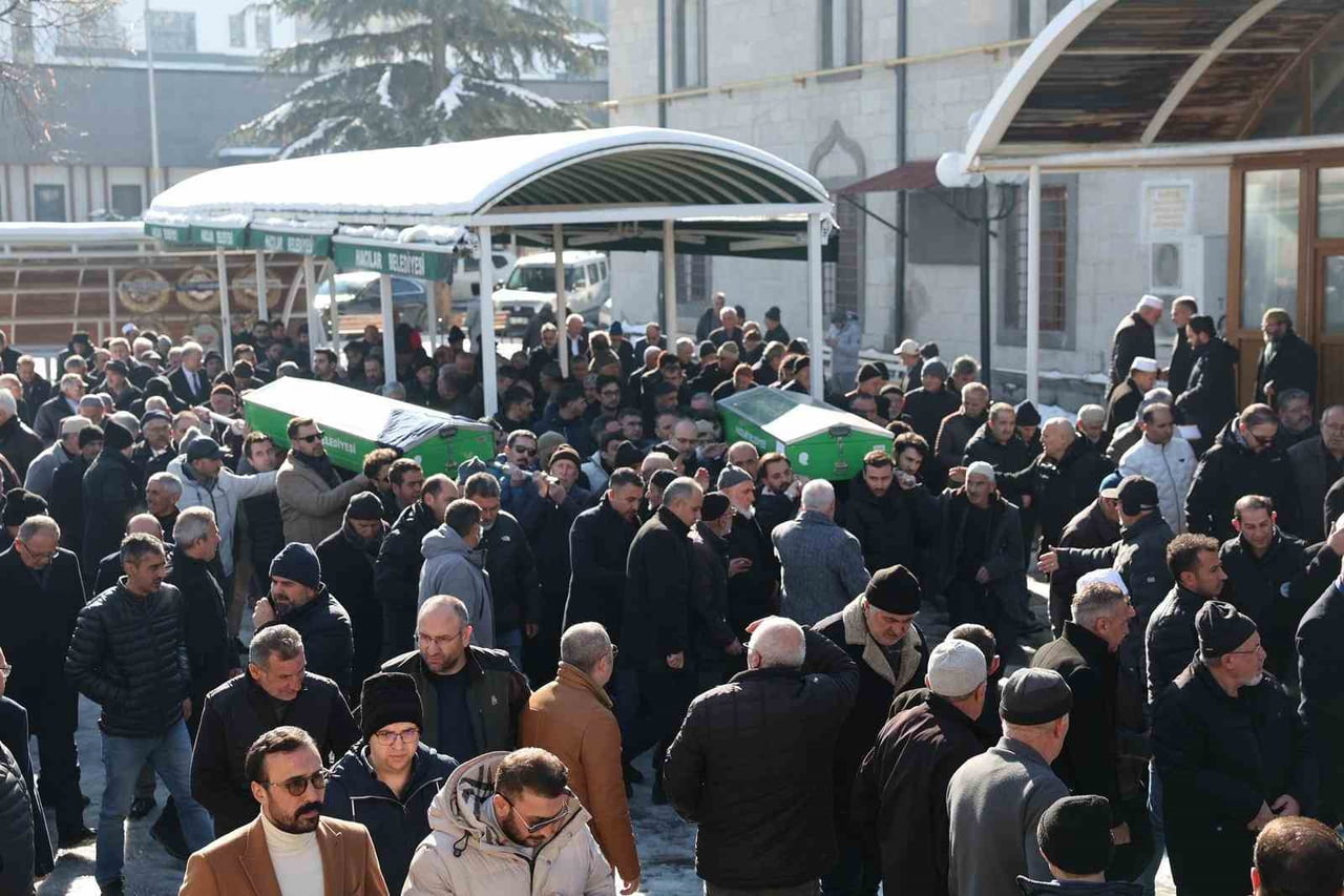 ÖNCEKİ DÖNEM HACILAR BELEDİYE BAŞKANI DOĞAN EKİCİ’NİN BABASI HACI MUSTAFA EKİCİ, 83 YAŞINDA VEFAT...