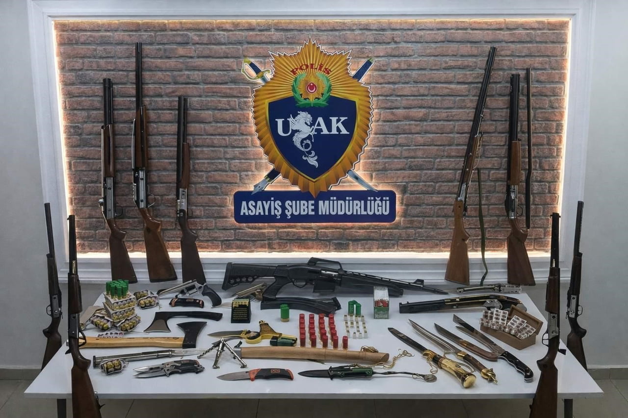 OPERASYON KAPSAMINDA ELE GEÇİRİLEN SUÇ UNSURLARI.