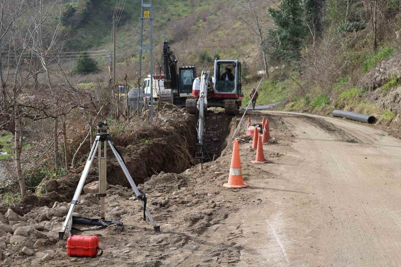 ORDU BÜYÜKŞEHİR BELEDİYESİ, İLÇELERDE İÇME SUYU, KANALİZASYON VE ALTYAPI HATLARININ YENİLENMESİ...