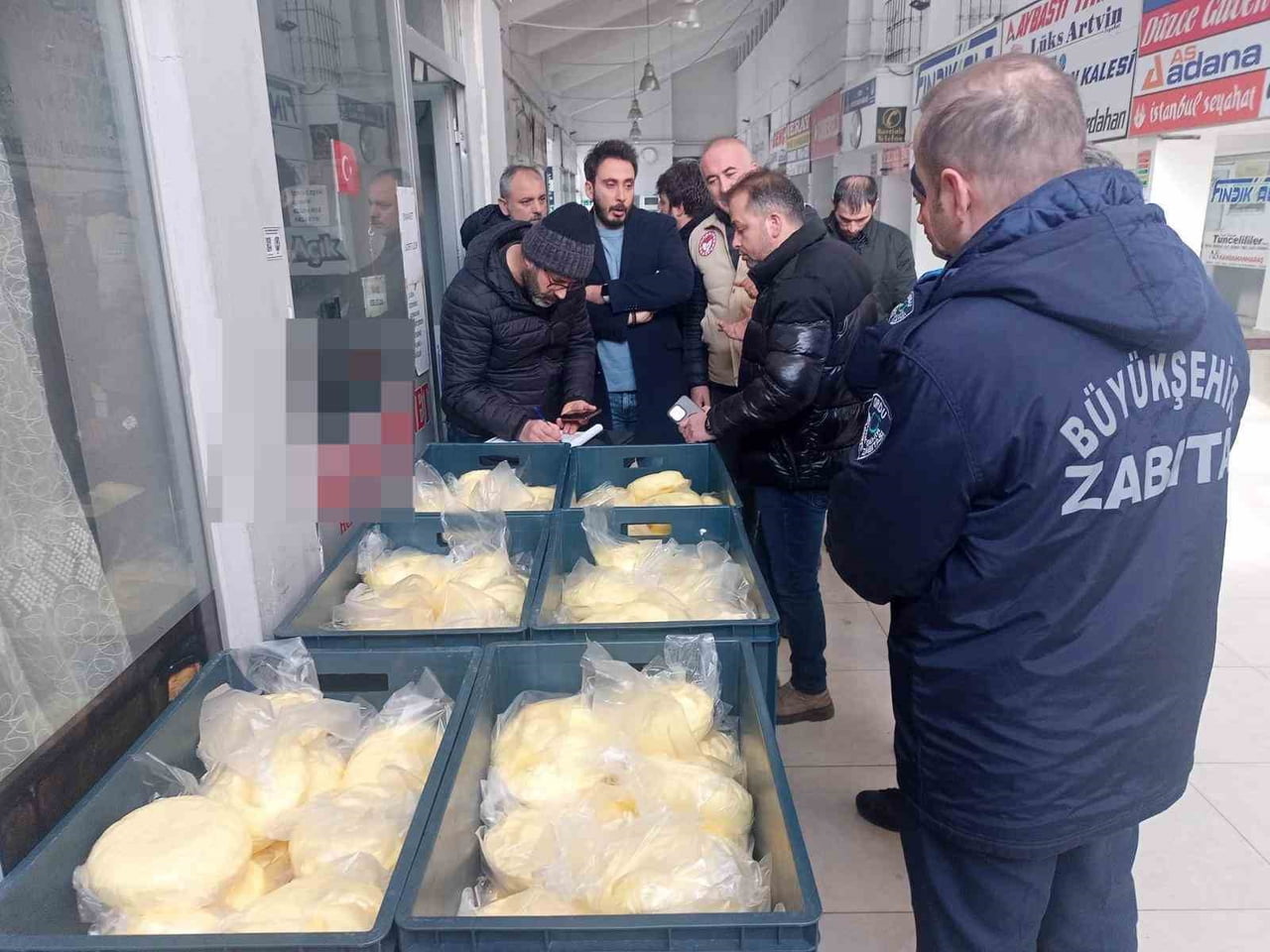 ORDU BÜYÜKŞEHİR BELEDİYESİ ZABITA EKİPLERİ, VATANDAŞLARIN SAĞLIĞINI KORUMAYA YÖNELİK YÜRÜTTÜKLERİ...