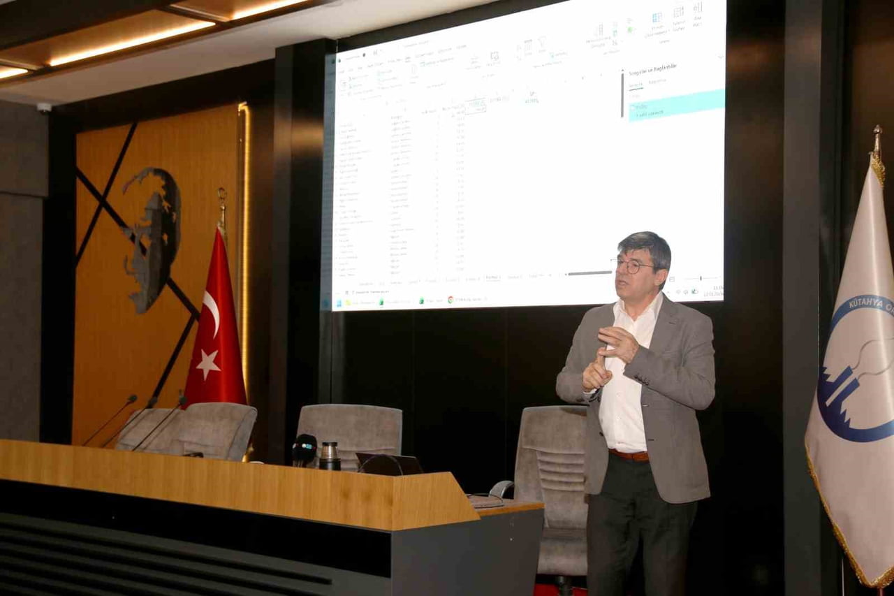 OSB AKADEMİ’DE 'İLERİ SEVİYE EXCEL EĞİTİMİ' YOĞUN KATILIMLA GERÇEKLEŞTİRİLDİ