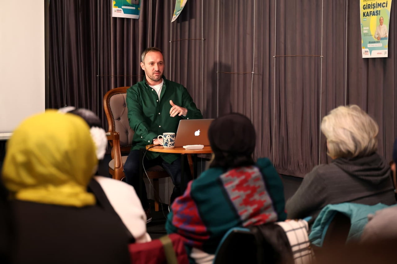 OSMANGAZİ’DE FAALİYET GÖSTEREN İŞLETME SAHİPLERİNİN DEĞİŞEN DÜNYAYA AYAK UYDURABİLMESİ AMACIYLA...