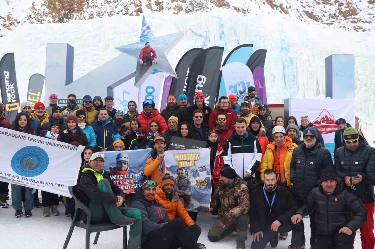 PALANDÖKEN KAYAK MERKEZİ’NDE DÜZENLENEN TÜRKİYE BUZ TIRMANIŞI ŞAMPİYONASI BÜYÜK BİR HEYECAN VE...