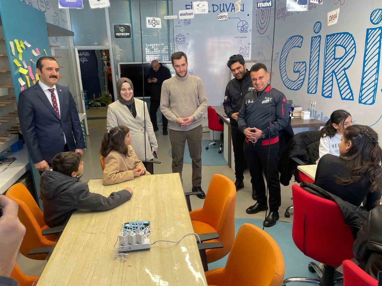 PROGRAMA ERZURUM VALİ YARDIMCISI DİDEM DİNÇ ÖZAY, AİLE VE SOSYAL HİZMETLER İL MÜDÜRÜ HASAN AYKUT...