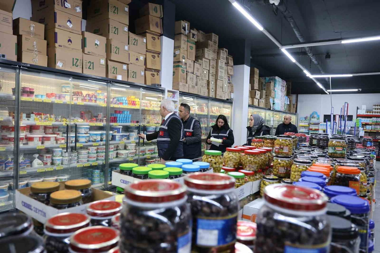 RAMAZAN AYI ÖNCESİNDE NEVŞEHİR TİCARET İL MÜDÜRLÜĞÜ EKİPLERİ; KENT GENELİNDE MARKET, FIRIN, KASAP...