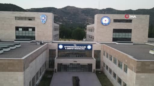 Rüşvet operasyonunda biri kamu görevlisi 2 kişi tutuklandı