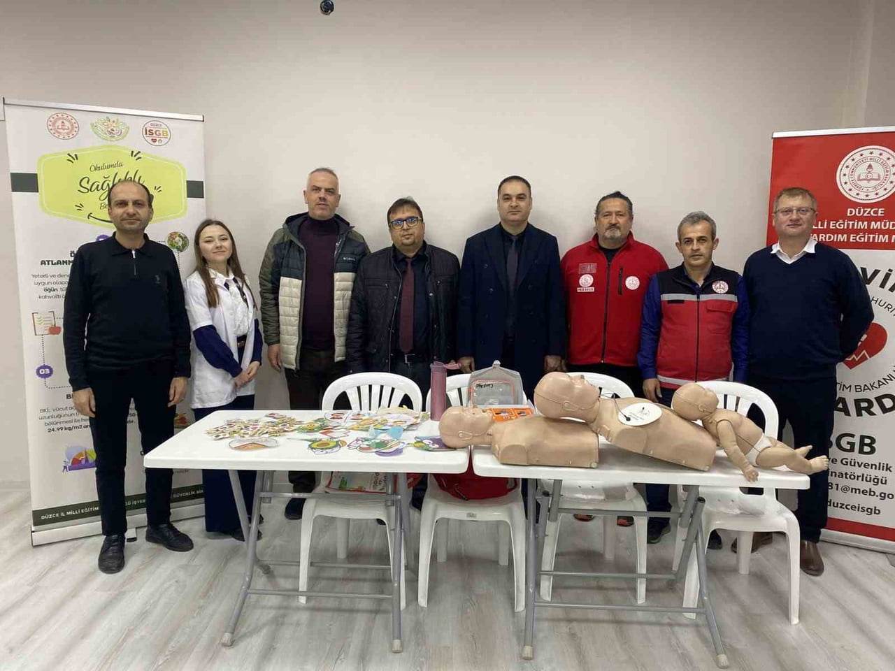 “SAĞLIK OKUL, SAĞLIKLI GELECEK” PROJESİ KAPSAMINDA AVNİ AKYOL İLKOKULU’NDA KURULAN SAĞLIK...