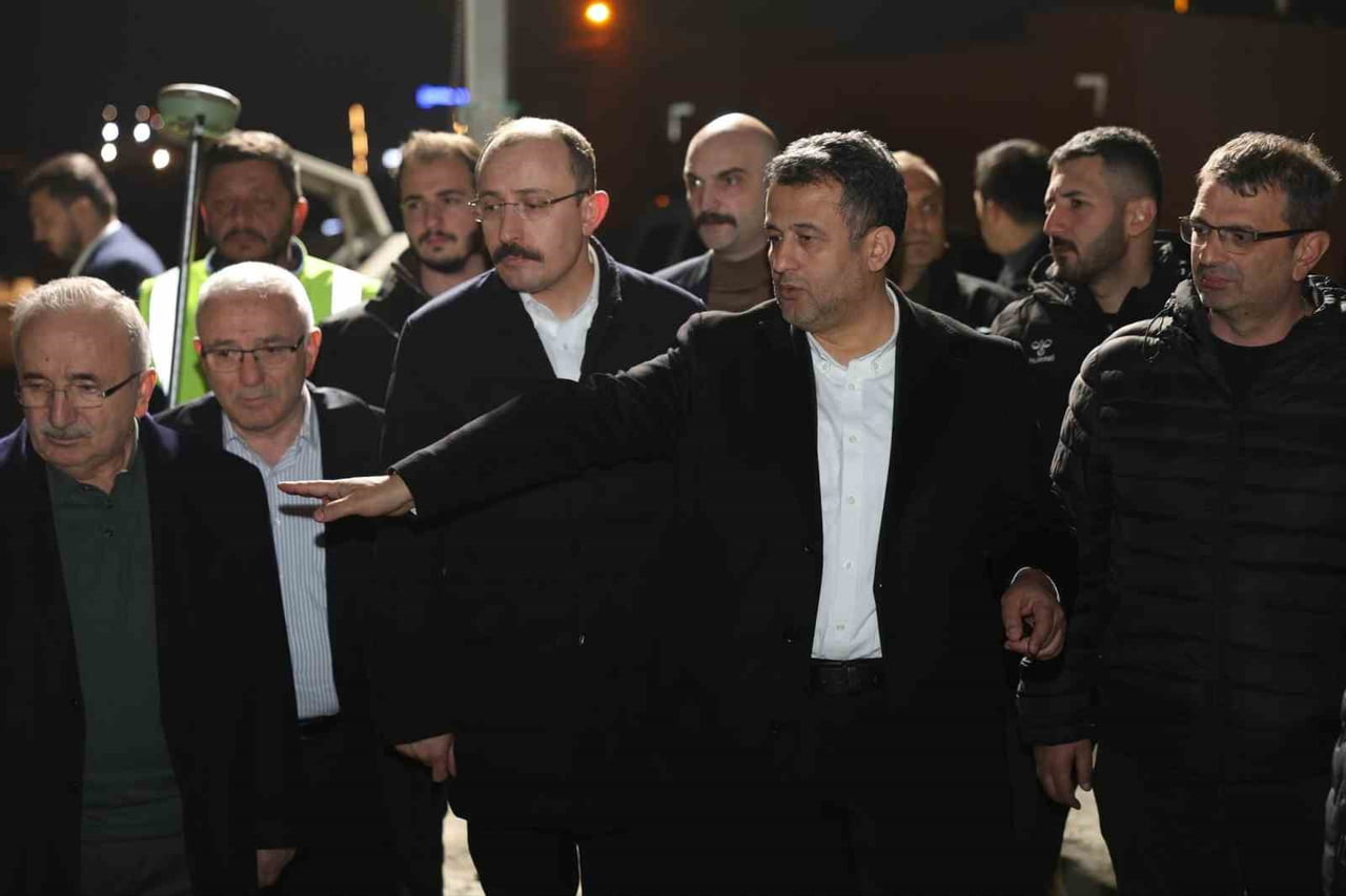 SAMSUN BÜYÜKŞEHİR BELEDİYE (SBB) BAŞKANI HALİT DOĞAN, GÖREV ALANI İÇERİSİNDE OLMAMASINA RAĞMEN...