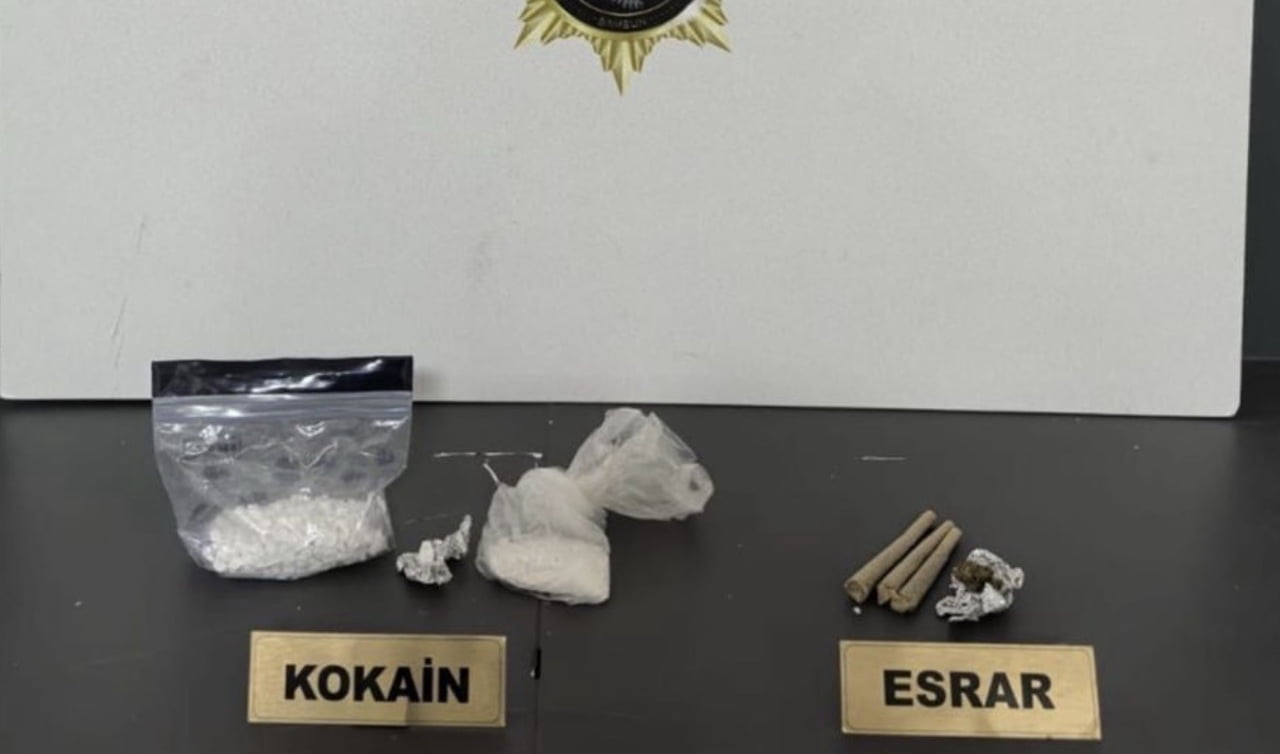 SAMSUN’DA NARKOTİK POLİSİ TARAFINDAN DÜZENLENEN UYUŞTURUCU OPERASYONUNDA 4 KİŞİ GÖZALTINA...