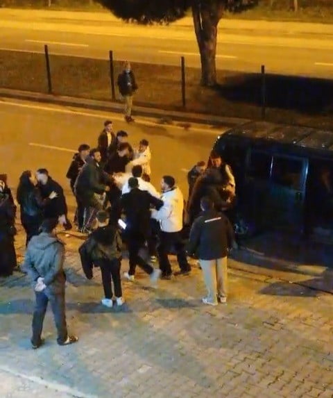 SAMSUN’UN İLKADIM İLÇESİNDE ASKER EĞLENCESİ SIRASINDA İKİ GRUP ARASINDA ÇIKAN TARTIŞMA KISA SÜREDE...