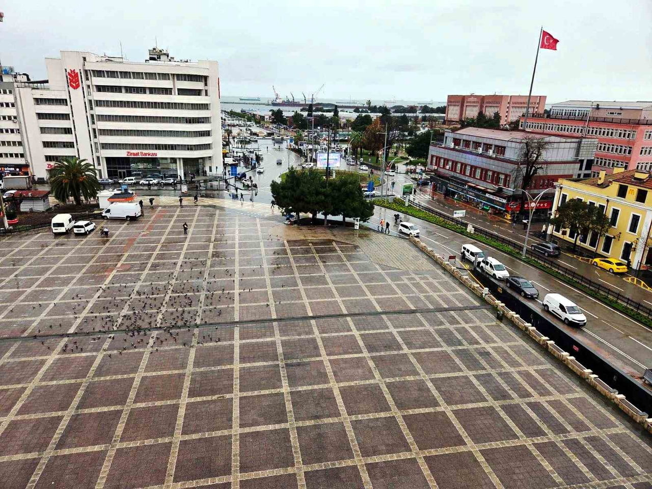 SAMSUN VALİLİĞİ, 2026 YILINDA KULLANILACAK TOPLANTI ALANLARI, GÖSTERİ YÜRÜYÜŞÜ GÜZERGÂHLARI İLE...