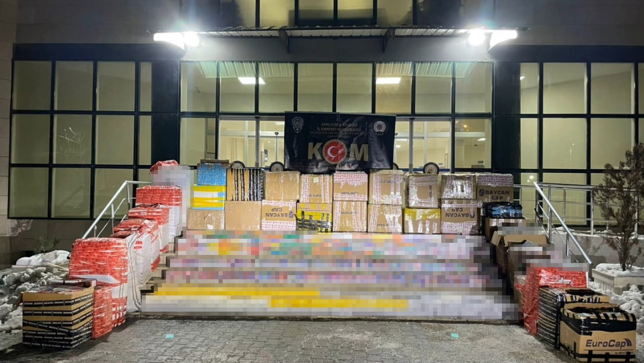 ŞANLIURFA’DA 15 MİLYON TL DEĞERİNDE KAÇAK SİGARA ELE GEÇİRİLDİ