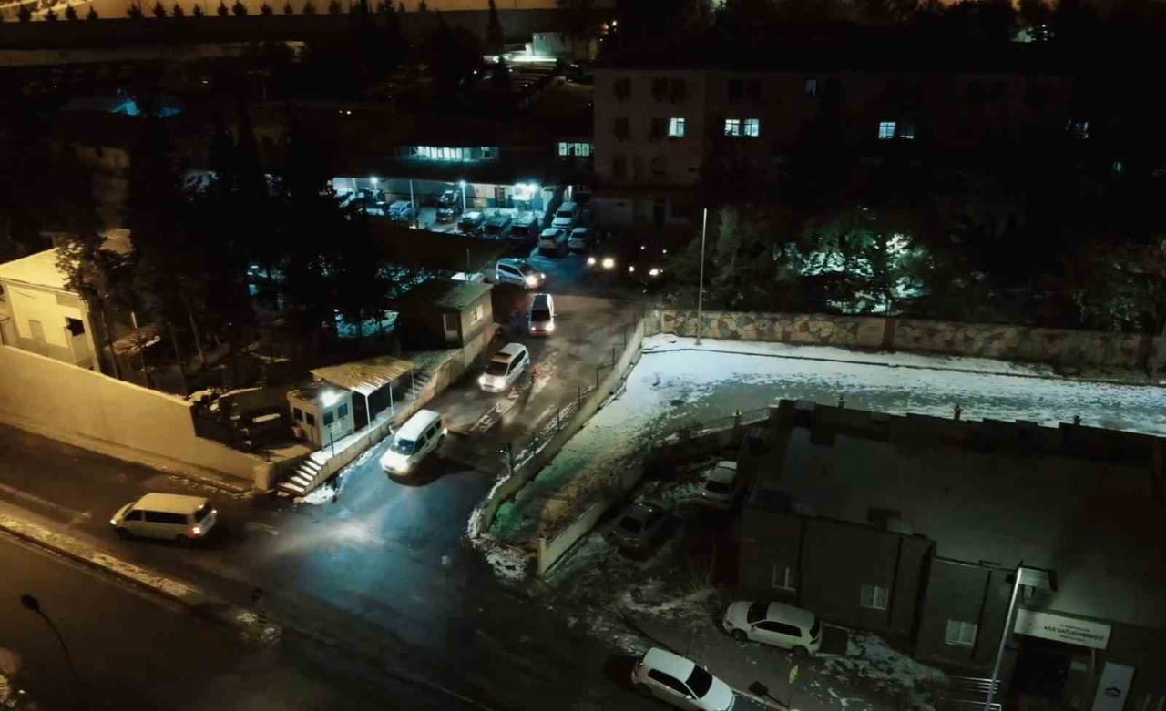 ŞANLIURFA’DA DEAŞ OPERASYONUNA 8 TUTUKLAMA