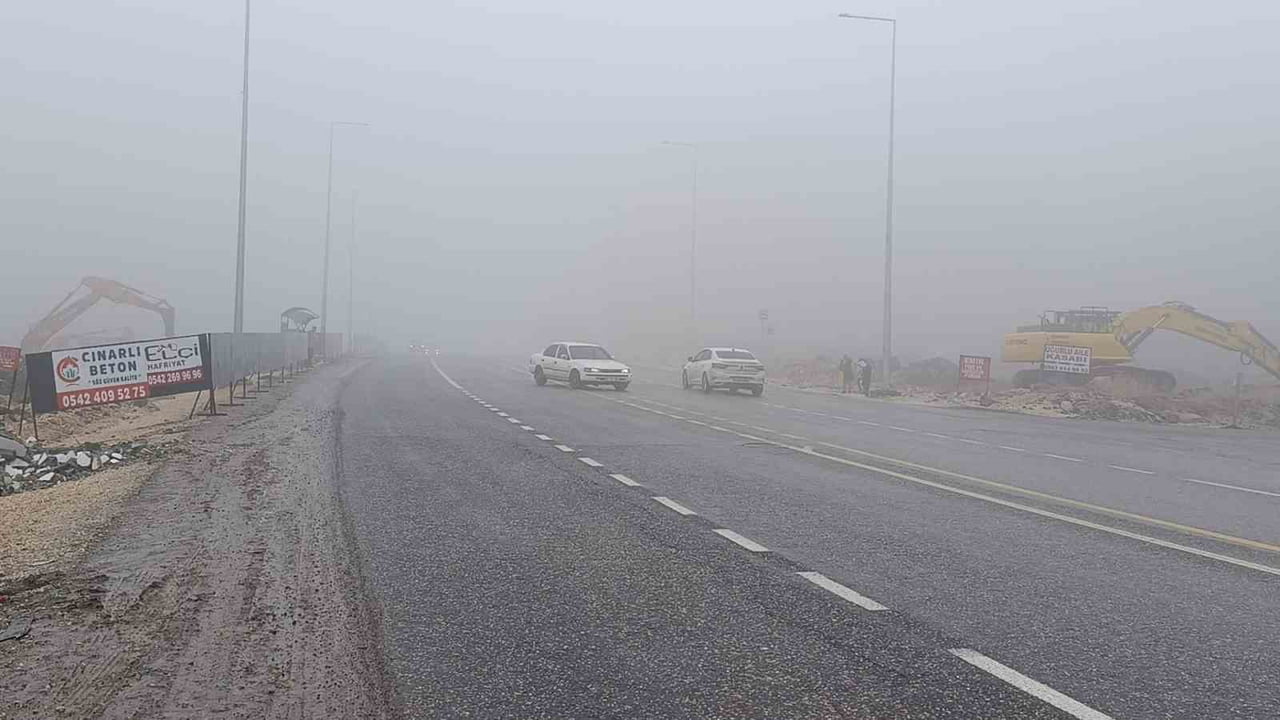 ŞANLIURFA’DA YOĞUN SİS VE YAĞMUR ETKİLİ OLUYOR