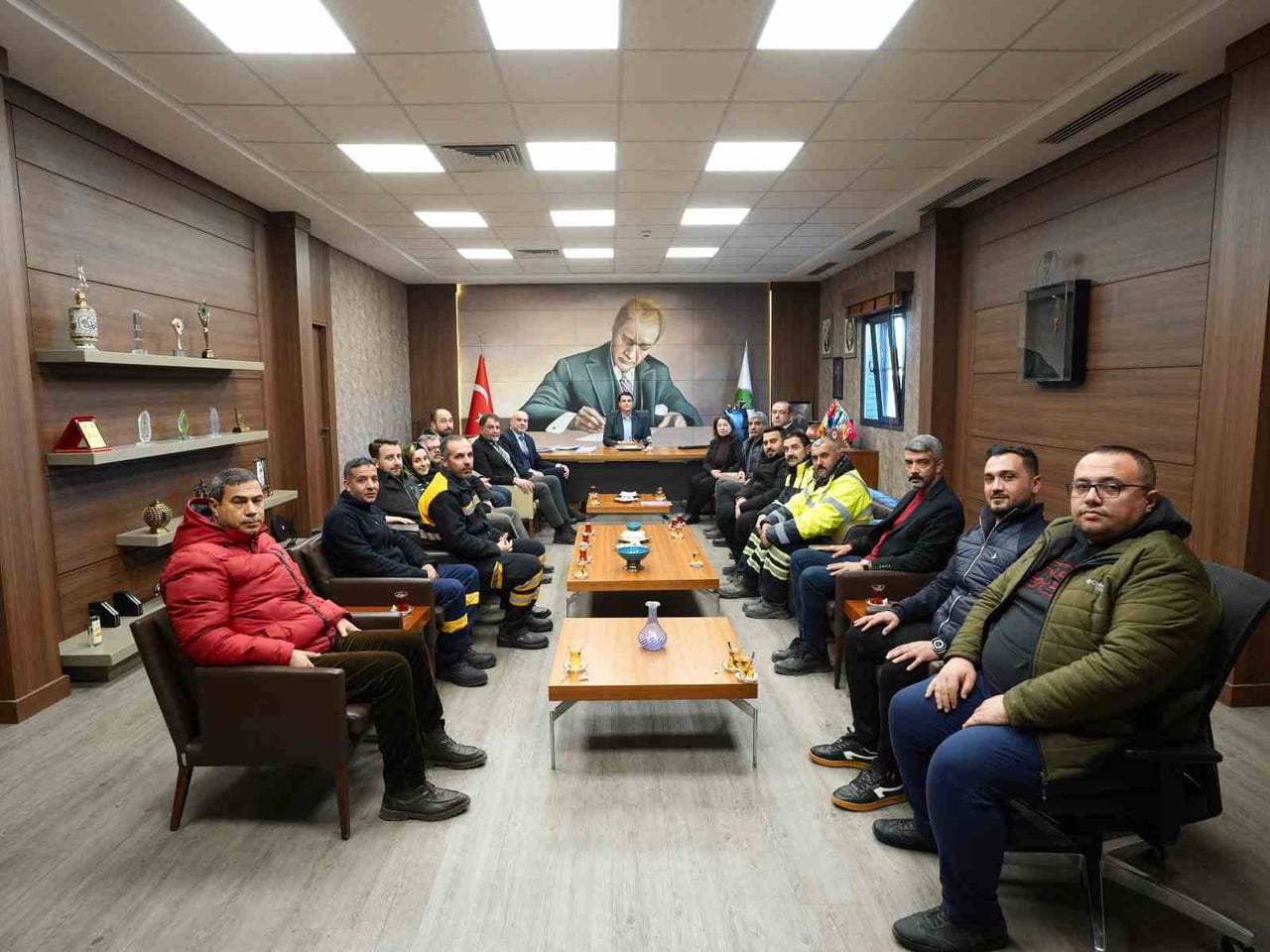 ŞEHİTKAMİL BELEDİYE BAŞKANI UMUT YILMAZ, KENTTE ETKİLİ OLAN YOĞUN KAR YAĞIŞI SÜRESİNCE GECE GÜNDÜZ...