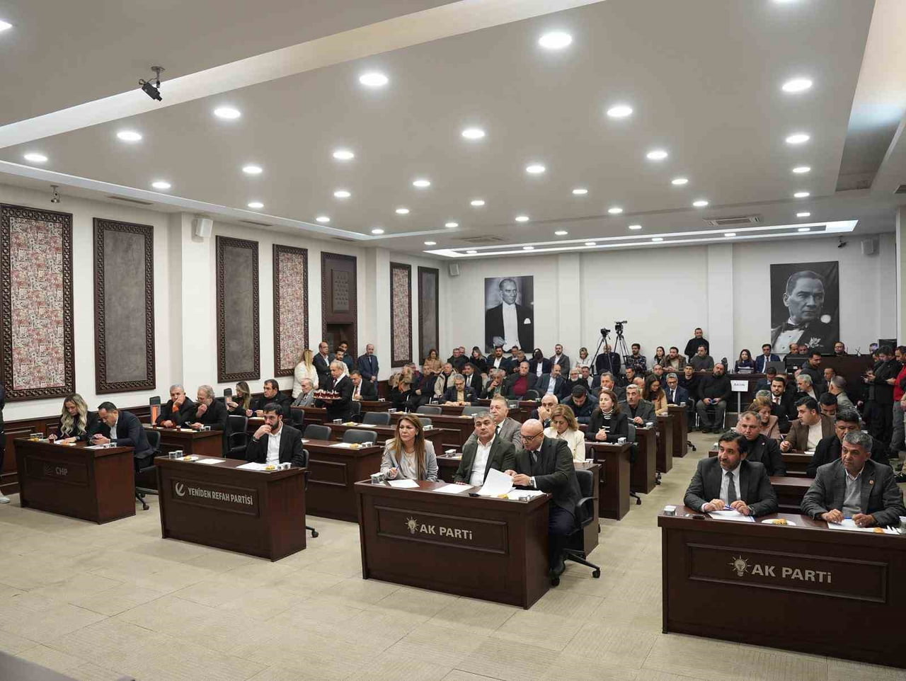 ŞEHİTKAMİL BELEDİYESİ OCAK AYI MECLİS TOPLANTISI’NIN 1. BİRLEŞİMİ UMUT YILMAZ BAŞKANLIĞINDA...