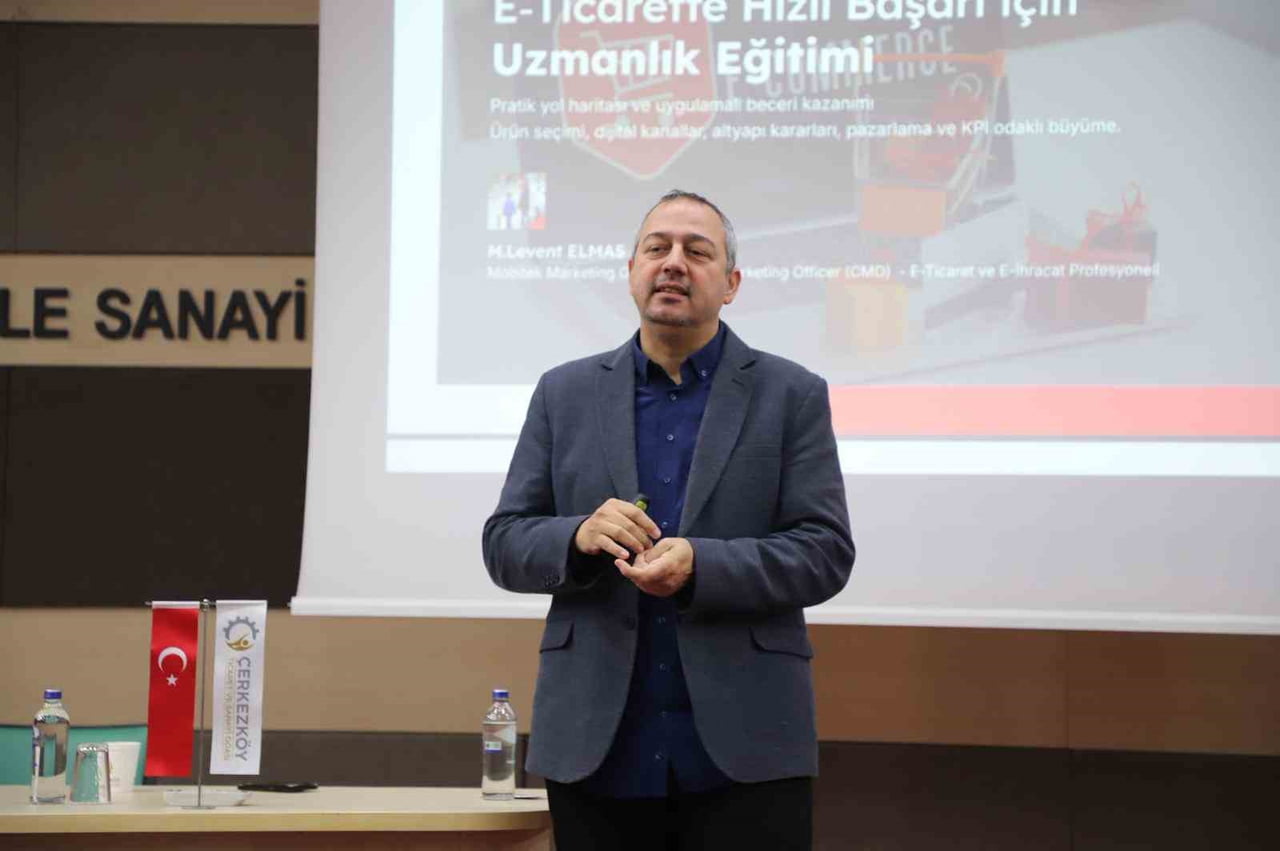 SEMİNERDE, E-TİCARETİN GELENEKSEL TİCARETE KIYASLA SUNDUĞU AVANTAJLAR VE KARŞILAŞTIĞI ZORLUKLAR...