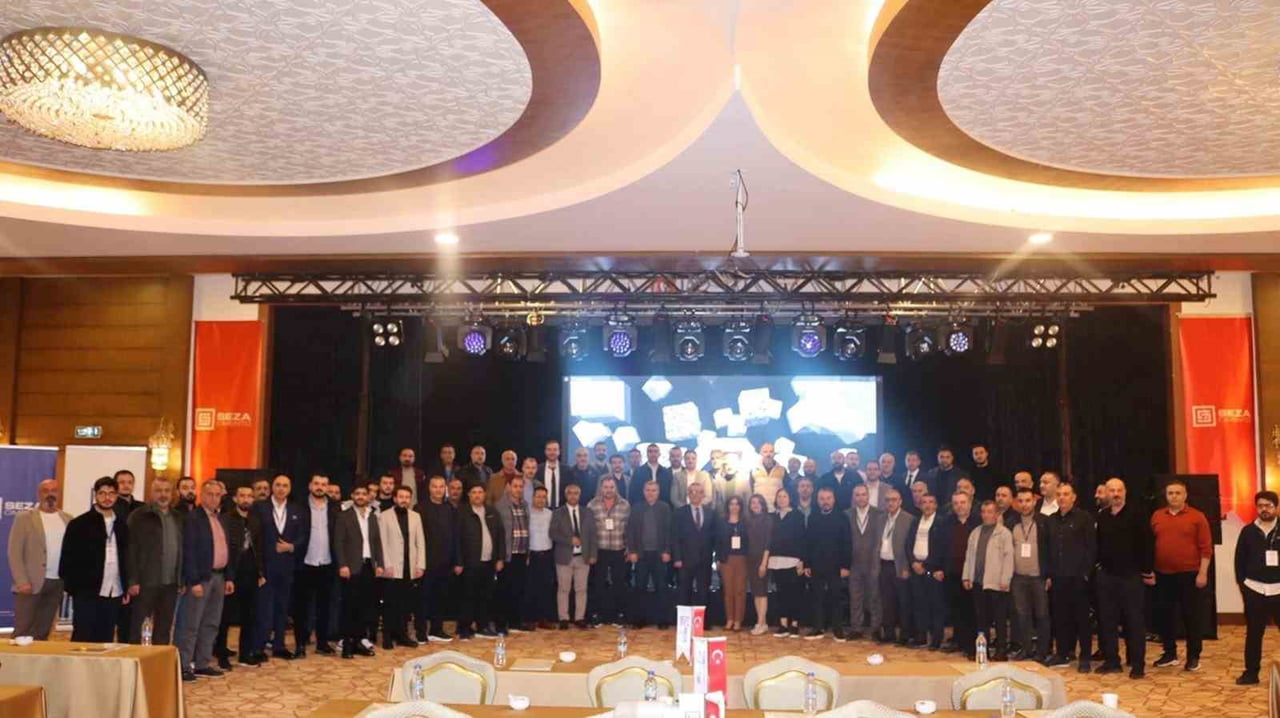 SEZA ÇİMENTO, GÜÇLÜ BAYİ AĞIYLA OLAN İŞ BİRLİĞİNİ PEKİŞTİRMEK VE KARŞILIKLI İLETİŞİMİ GÜÇLENDİRMEK...