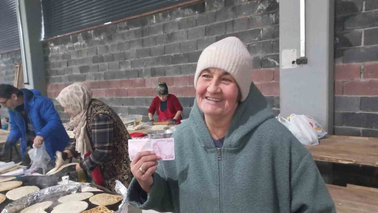 SICAK LEZZETLER SOĞUĞA MEYDAN OKUYOR